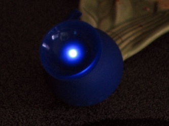 Oh, pretty blue light Oh, pretty blue light
